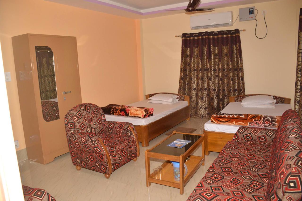 Hotel Kaustav Tezpur Экстерьер фото