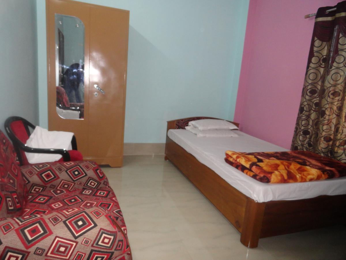 Hotel Kaustav Tezpur Экстерьер фото